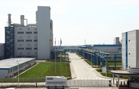 鋁型材料工廠(chǎng)